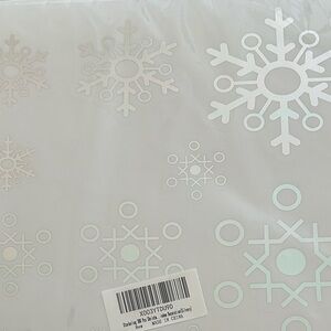 Christmas Snowflake Window Clings / 300 pcs / BRAND NEW